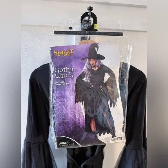 Adult Spirit Halloween Purple Witch Costume + EXTRA ACCESSORIES FOR COSTUME - Picture 16 of 16
